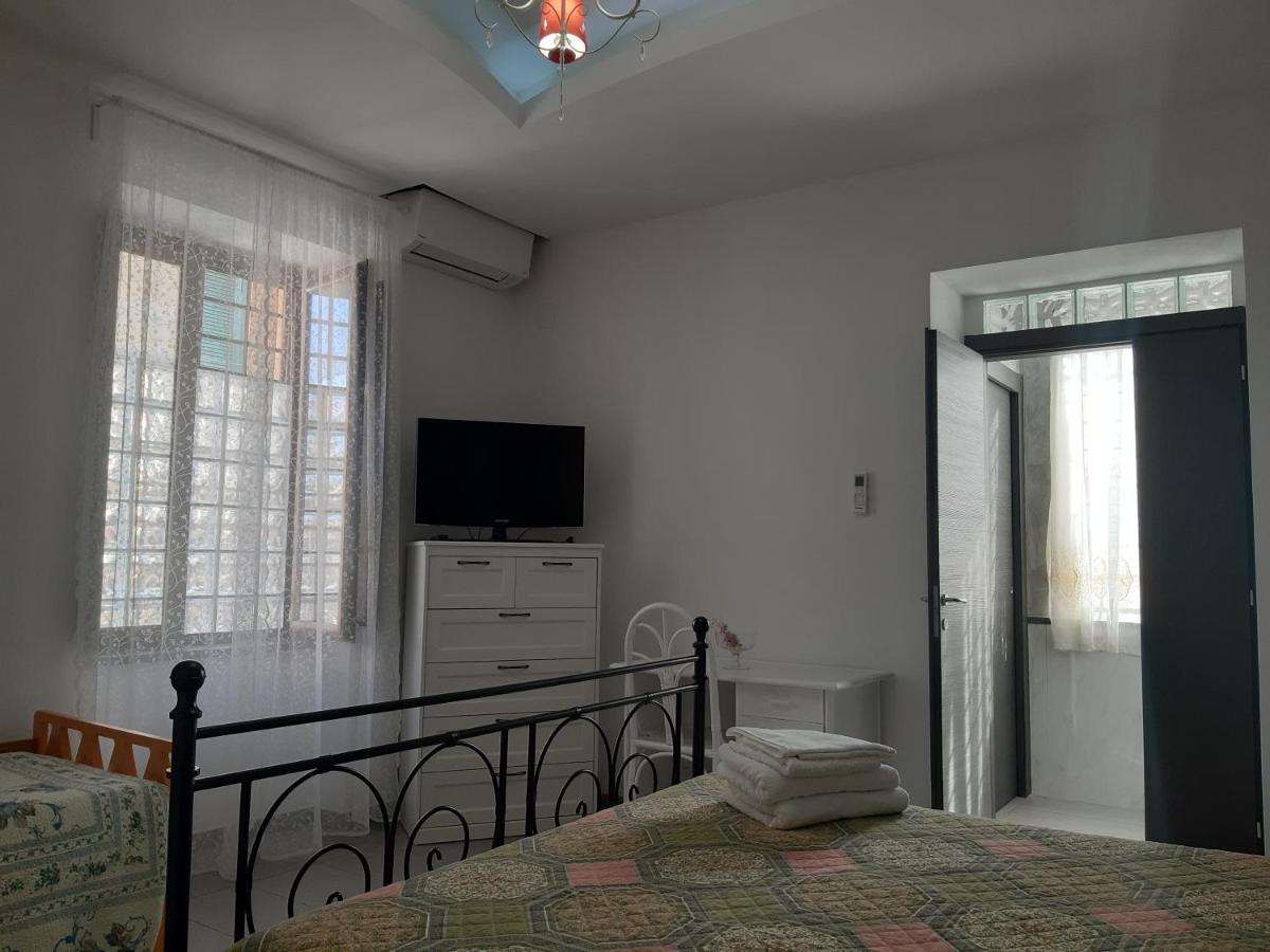 Casa Ary Bed & Breakfast Frattamaggiore Exterior photo